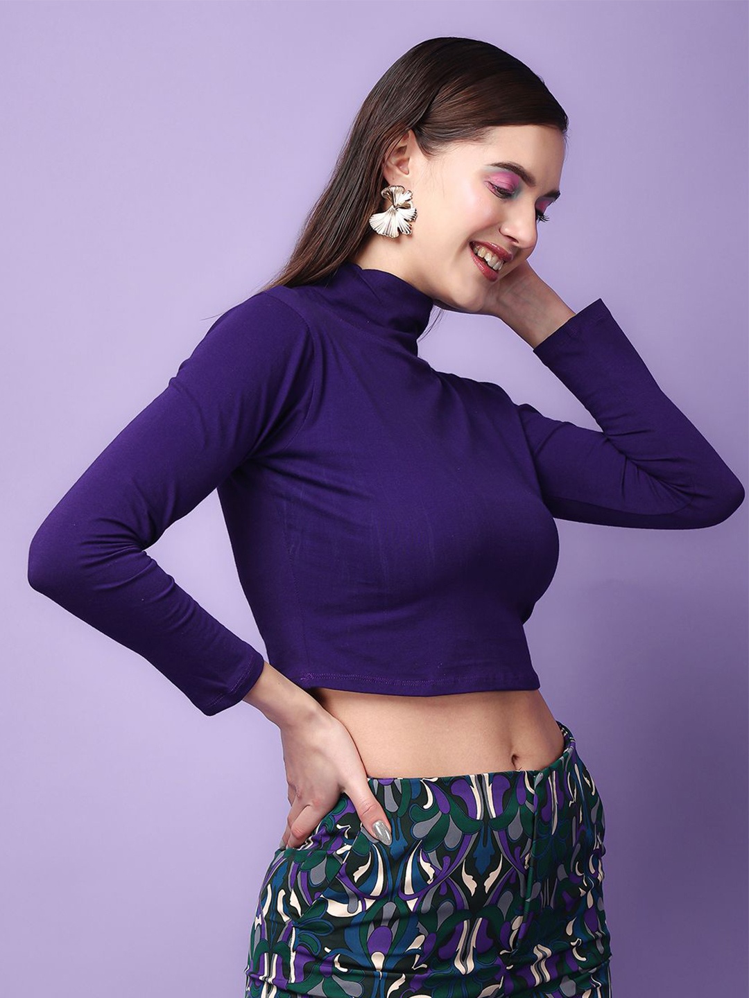 

SCORPIUS High Neck Solid Fitted Crop Top, Purple