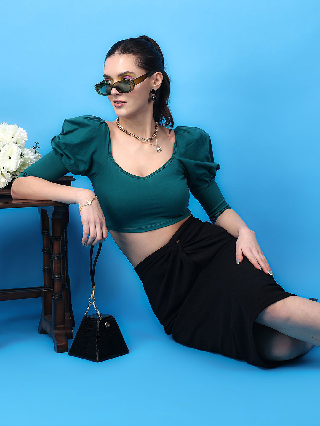 

SCORPIUS V-Neck Solid Fitted Crop Top, Teal