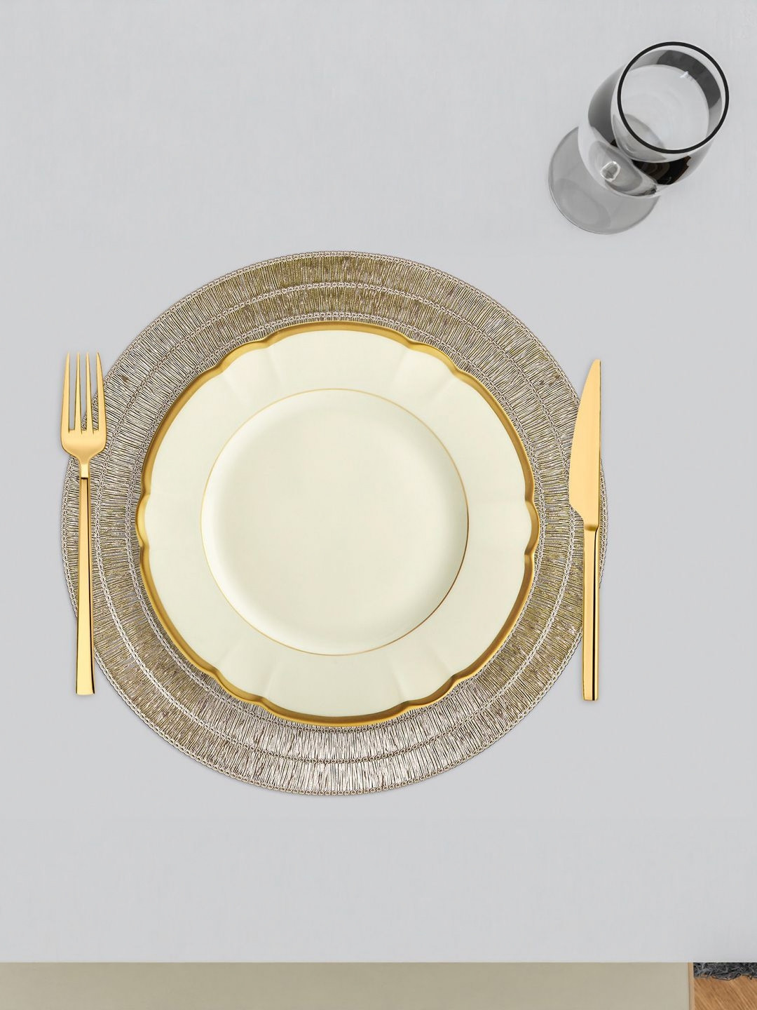 

Kuber Industries 12 Pieces Round Table Placemats with Jute Circle, Gold