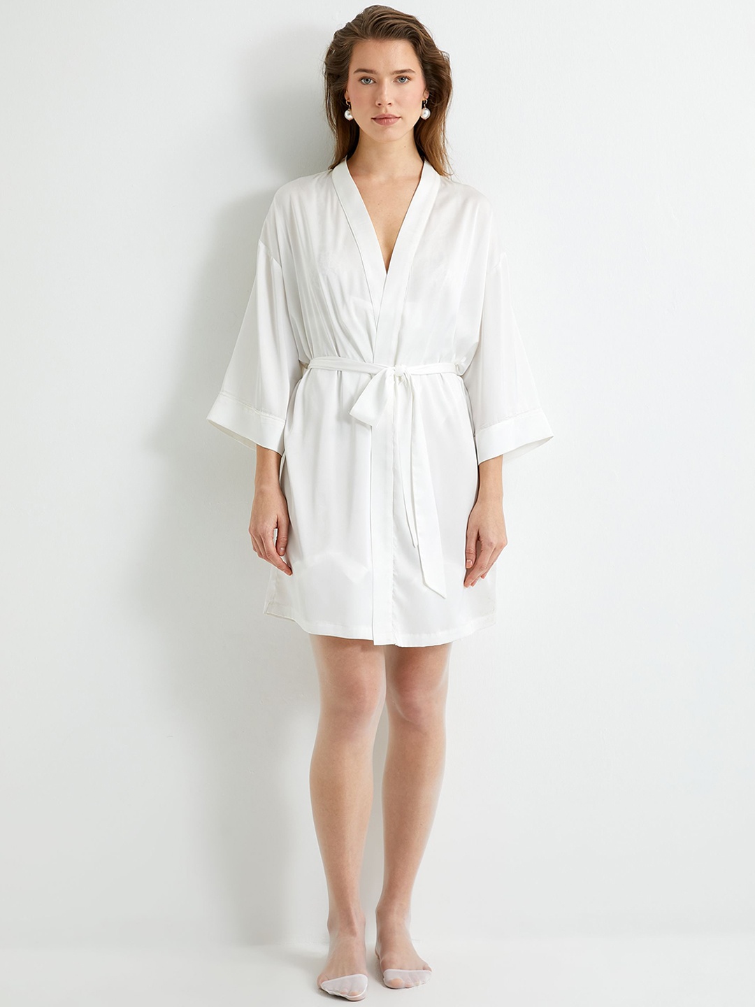 

Koton Shawl Collar Three Fourth Sleeve Bath Robe, White