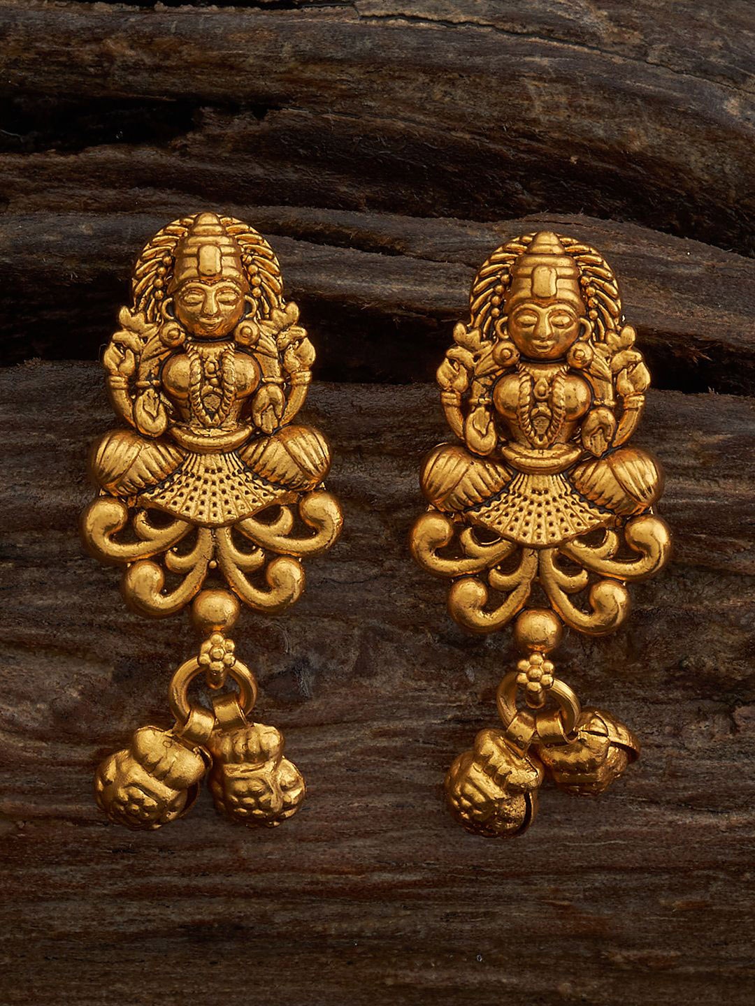 

Kushal's Fashion Jewellery Gold-Plated Circular Studded Earrings, Na