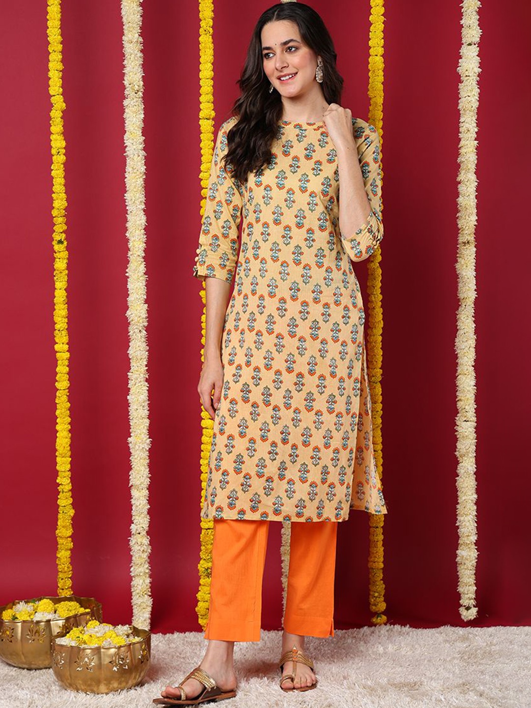 

KALINI Ethnic Motifs Printed Round Neck Cotton Straight Kurta, Yellow