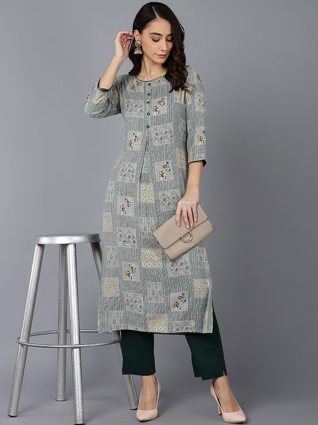 

KALINI Floral Printed Round Neck Three-Quarter Sleeves Cotton Kurta, Grey