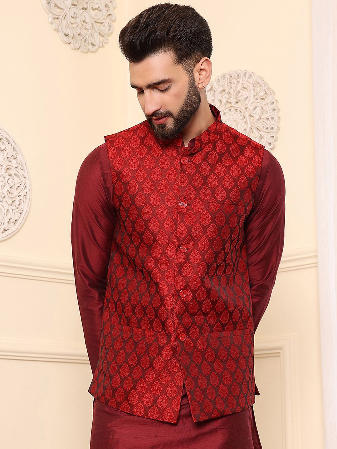 

DEYANN Woven Design Nehru Jacket, Red