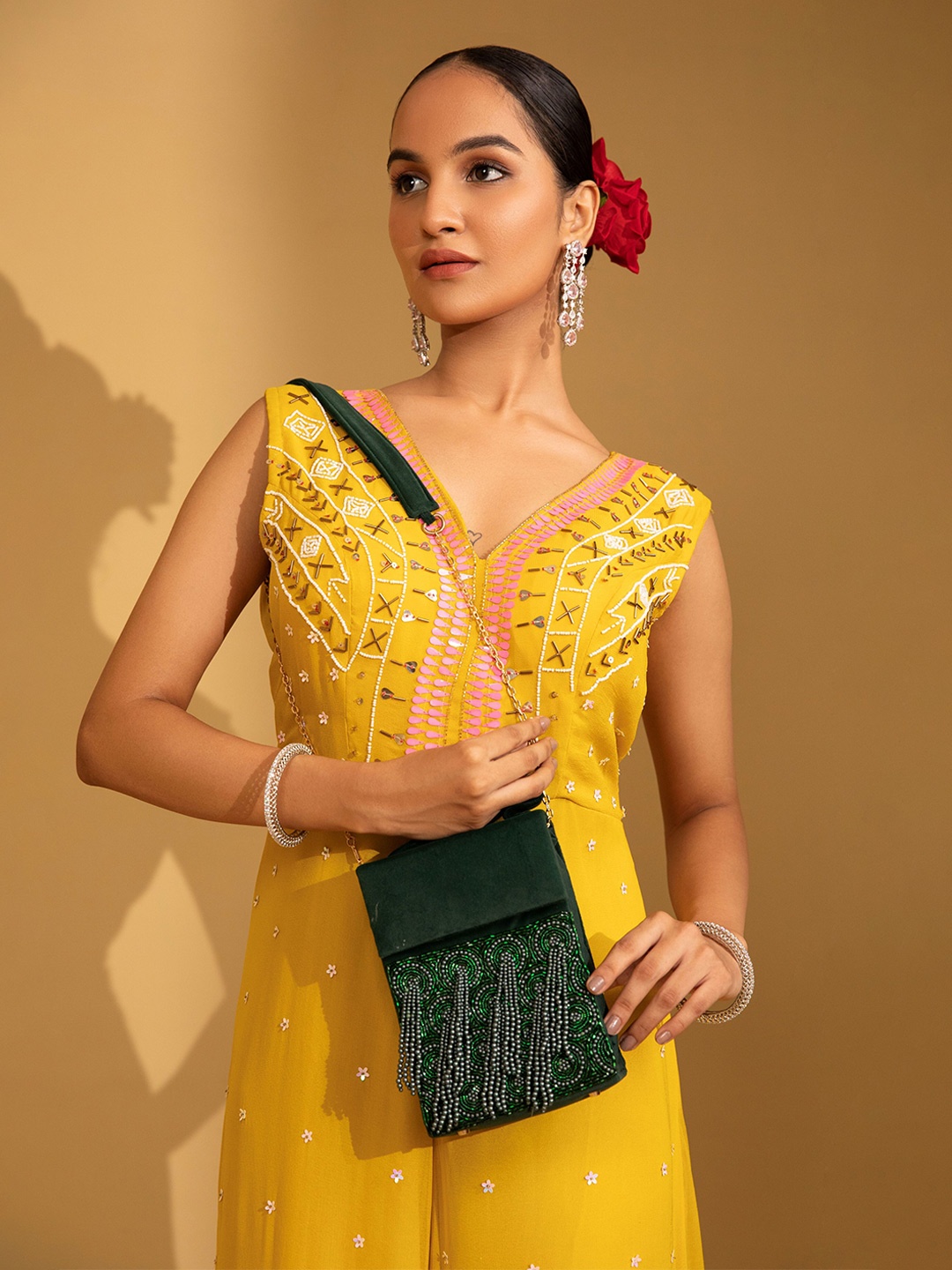 

MODARTA Embroidered Purse Clutch, Green