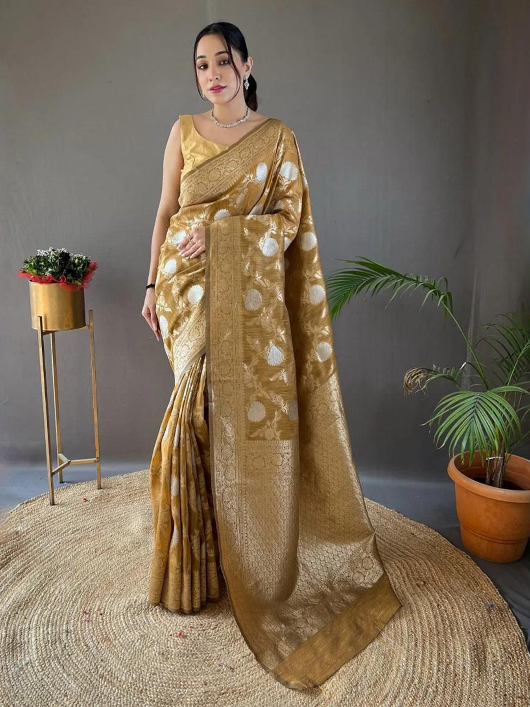 

Mitera Floral Woven Design Zari Saree, Yellow