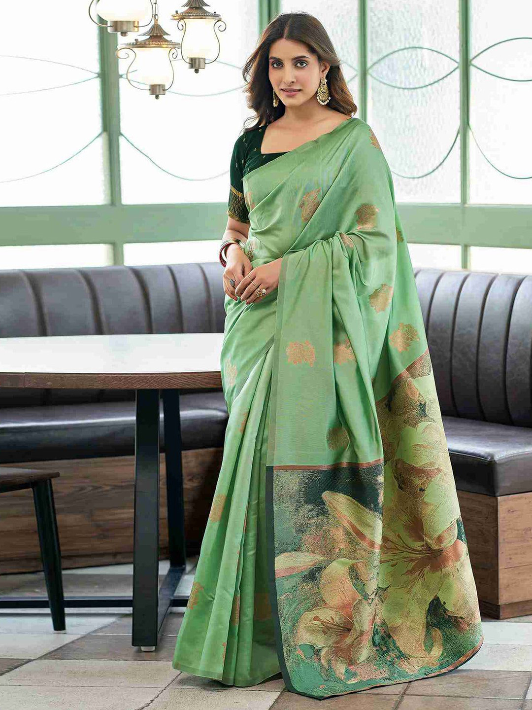 

KALINI Floral Zari Saree, Green