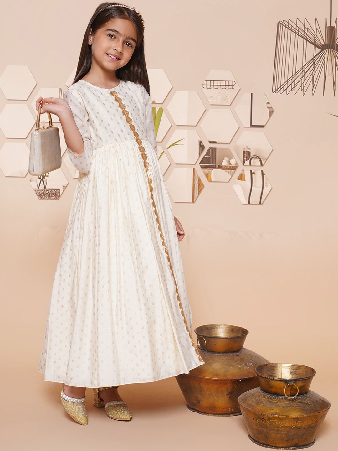 

AHALYAA KIDS Girls Ethnic Motifs Printed Ethnic Dress, Off white