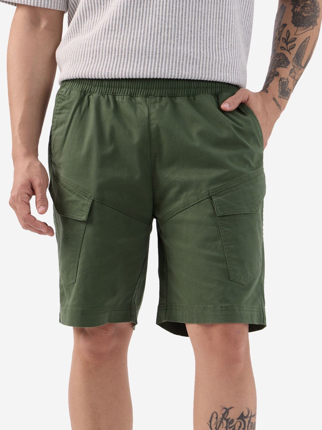 

The Souled Store Men Pure Cotton Cargo Shorts, Green