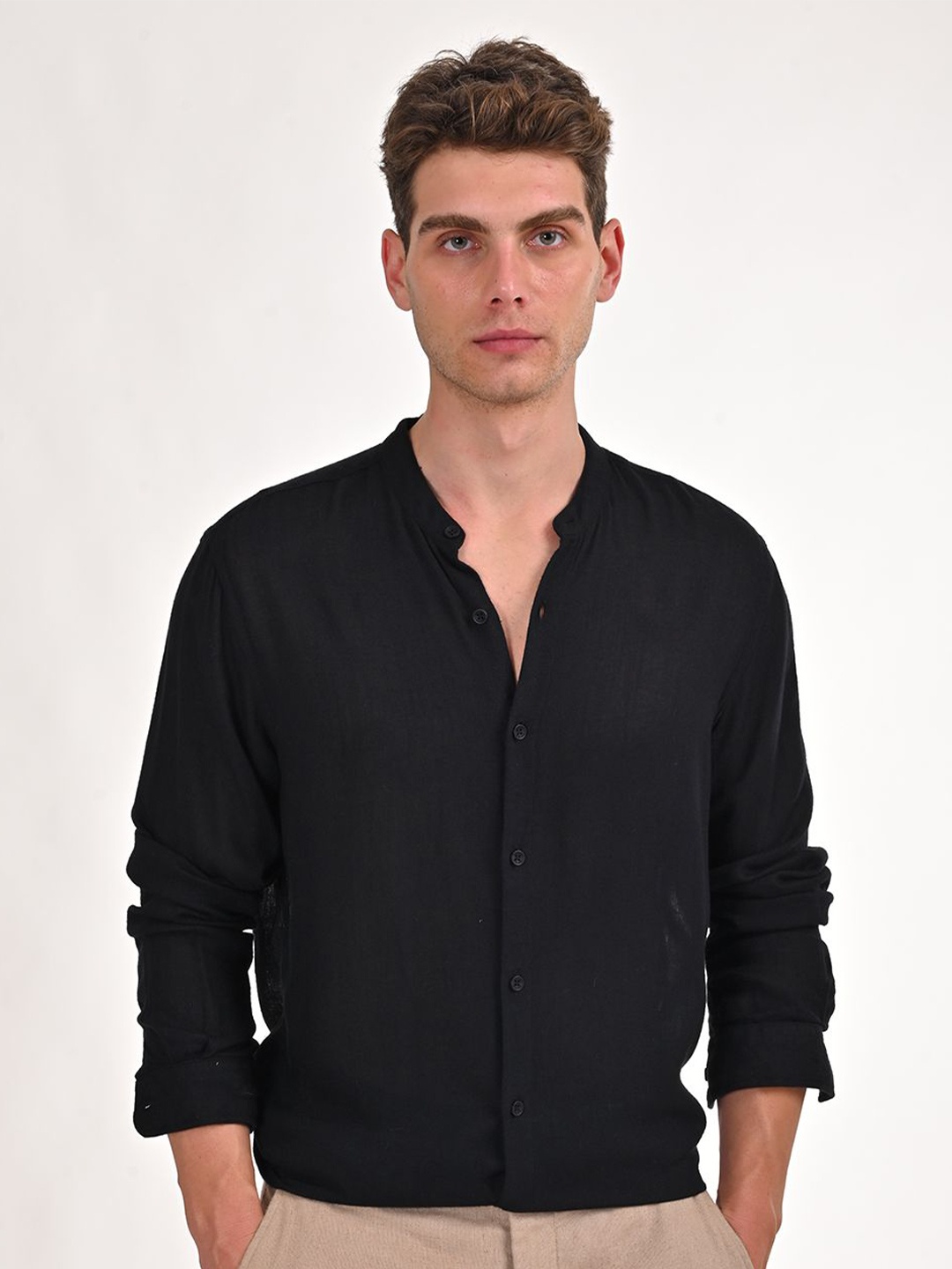 

POE Men Smart Slim Fit Opaque Casual Shirt, Black