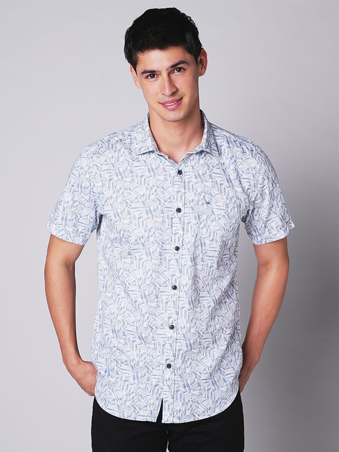 

MOZZO Men Slim Fit Floral Opaque Printed Casual Shirt, Blue