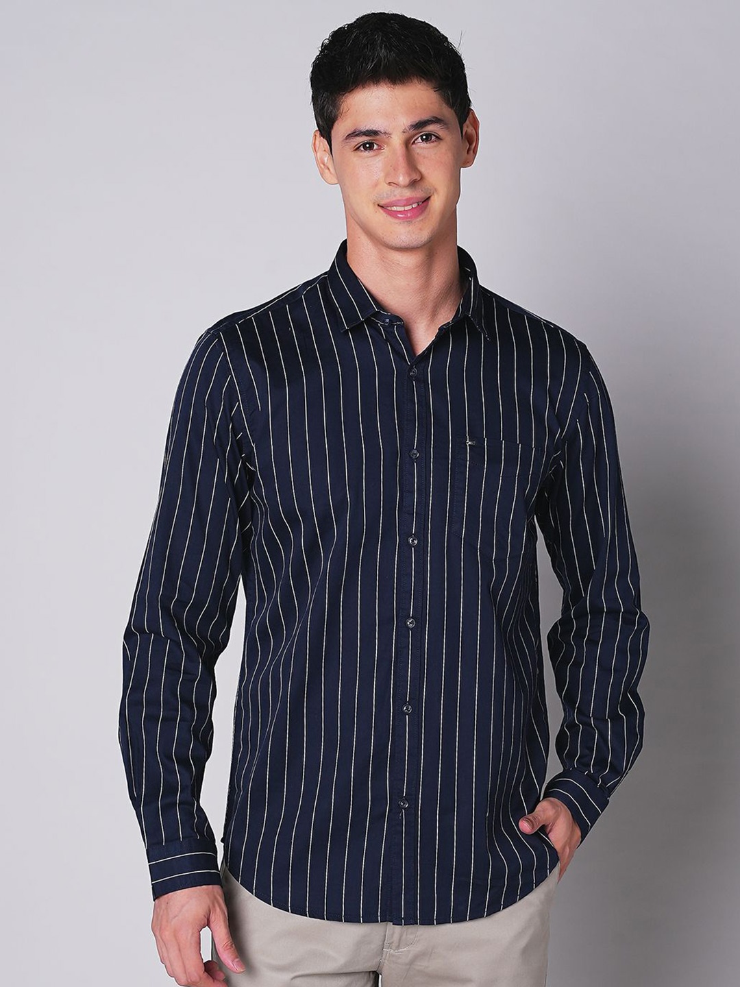 

MOZZO Men Slim Fit Opaque Striped Casual Shirt, Navy blue