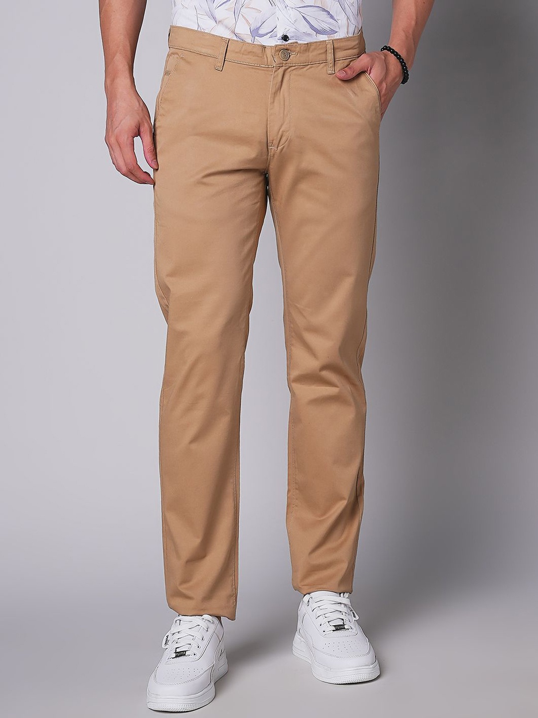 

MOZZO Men Slim Fit Chinos Trousers, Beige