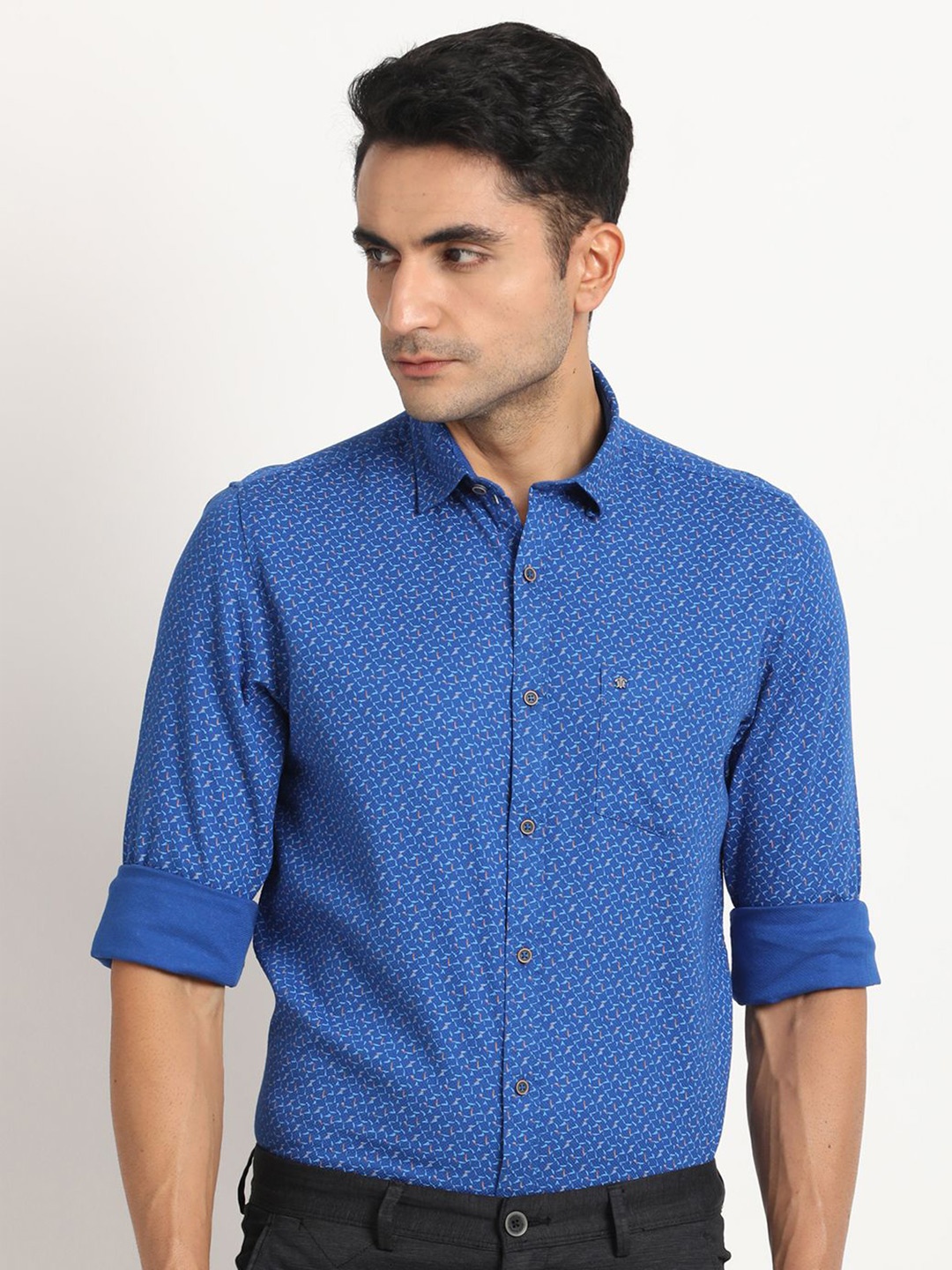 

Turtle Men Micro Ditsy Printed Spread Collar Pure Cotton Casual Shirt, Blue