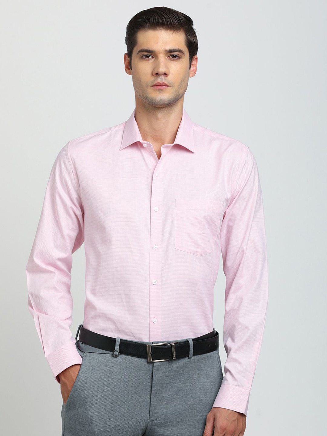 

Turtle Men Textured Spread Collar Cotton Classic Slim Fit Formal Shirt, Pink