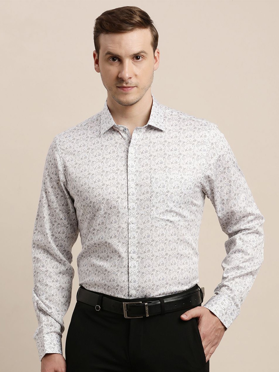 Turtle Men Floral Printed Spread Collar Formal Shirt, White