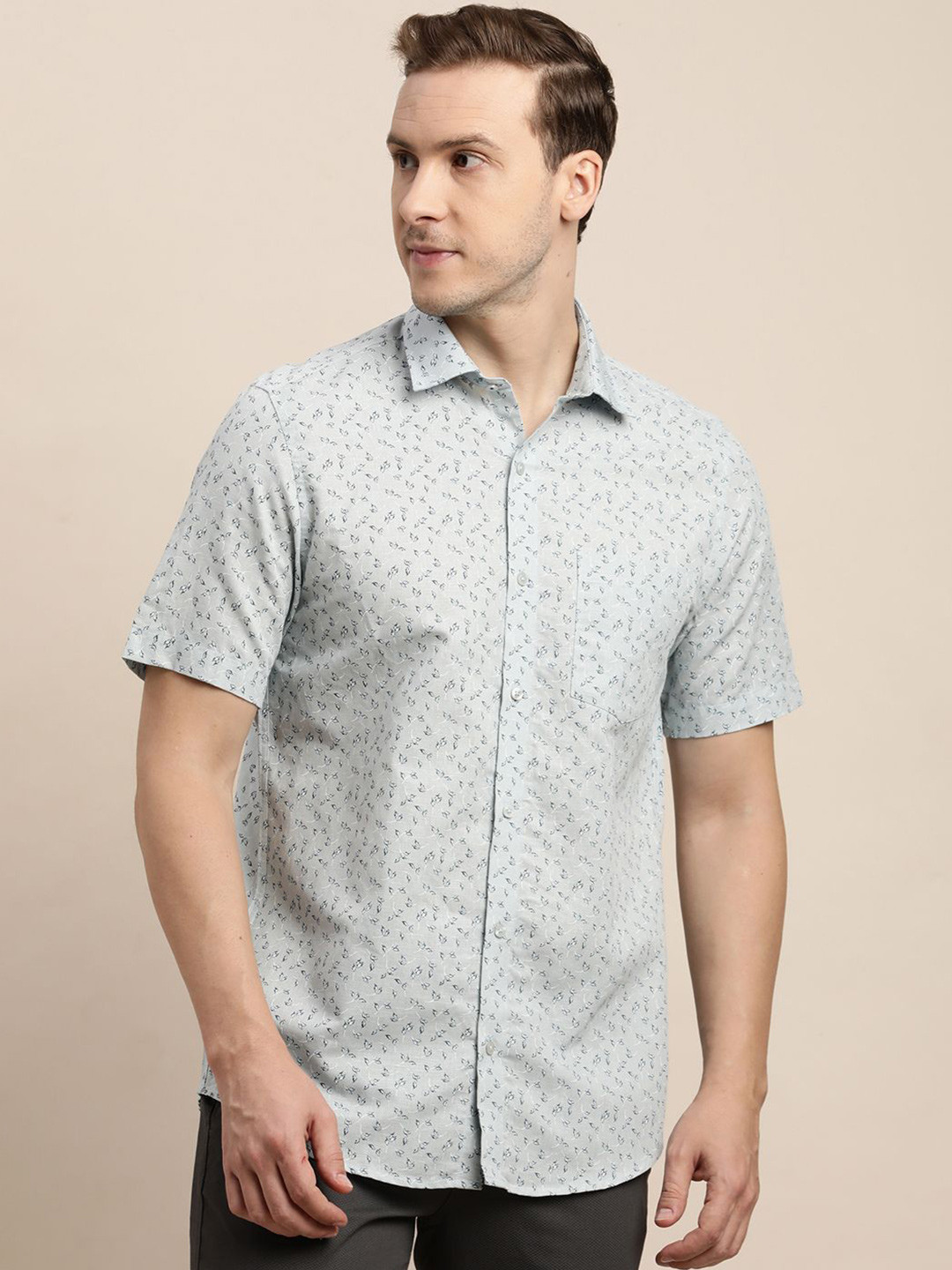 

Turtle Men Floral Printed Spread Collar Formal Shirt, Blue