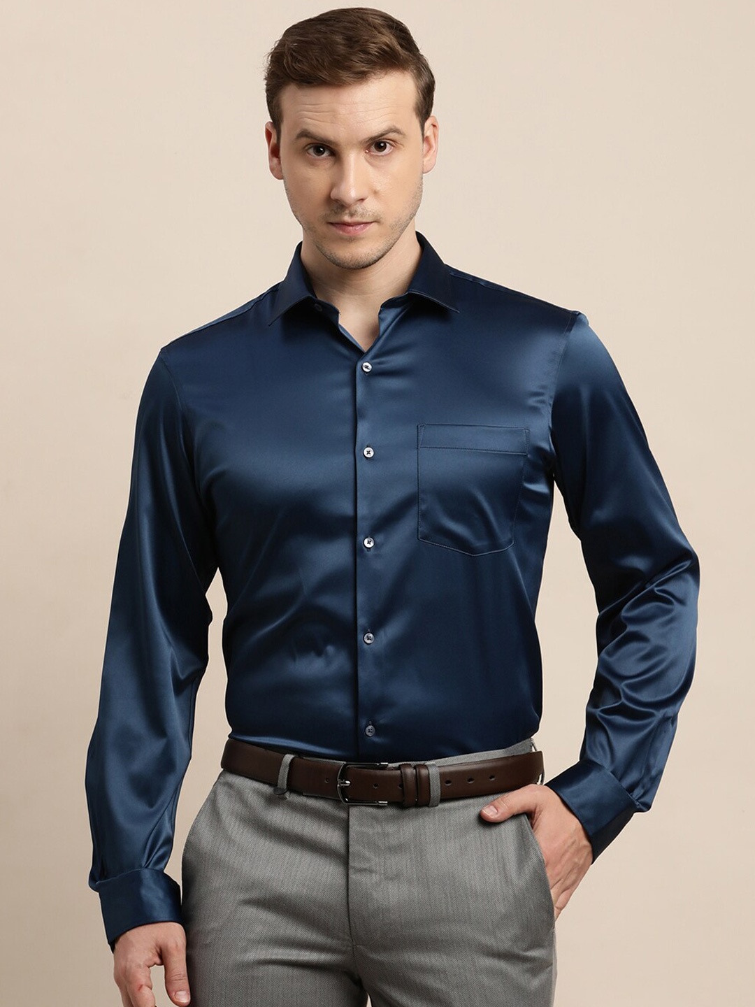 

Turtle Men Solid Spread Collar Casual Shirt, Blue