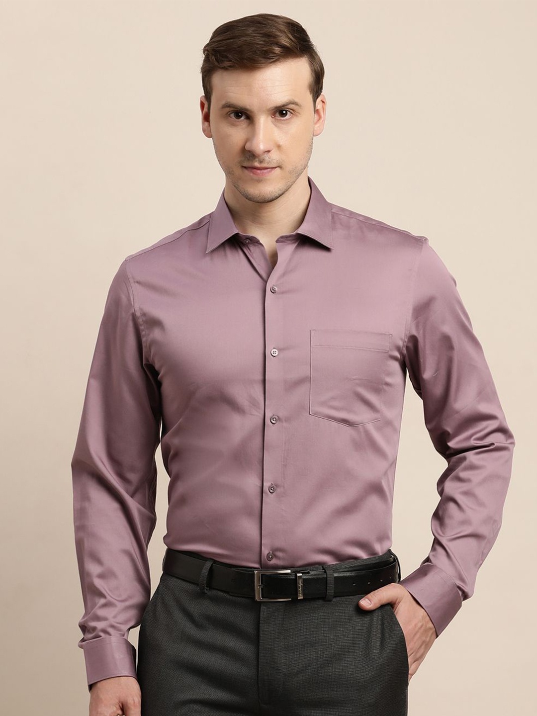 

Turtle Men Solid Spread Collar Formal Shirts, Mauve