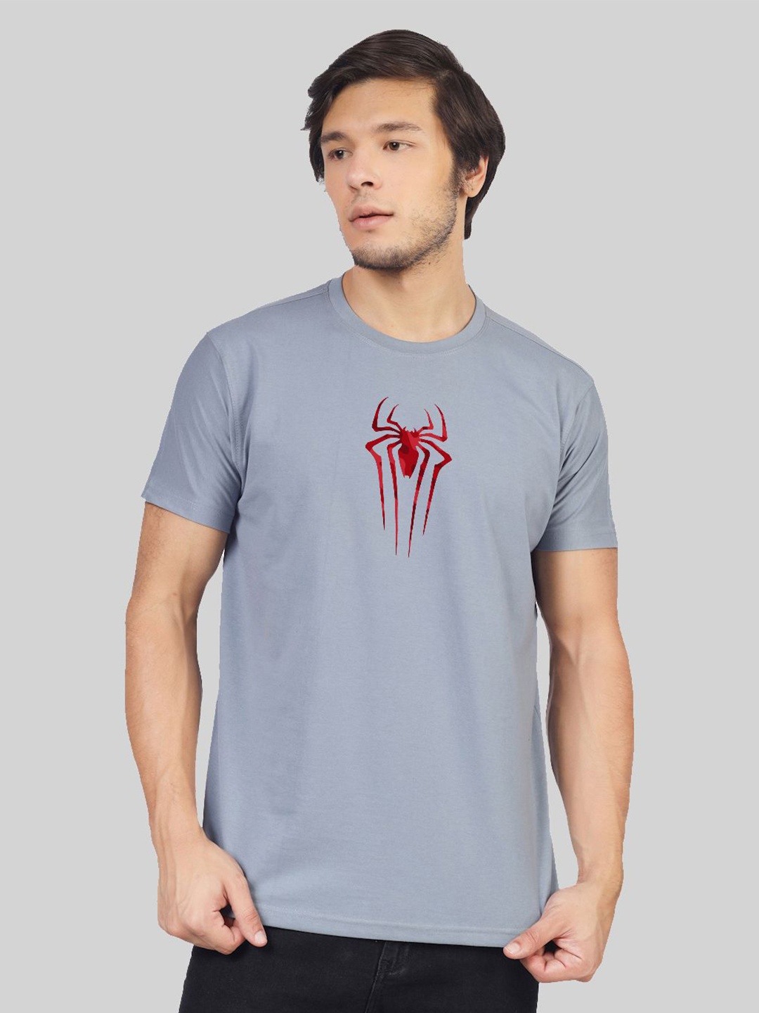

Greylongg Men Printed Applique T-shirt, Grey