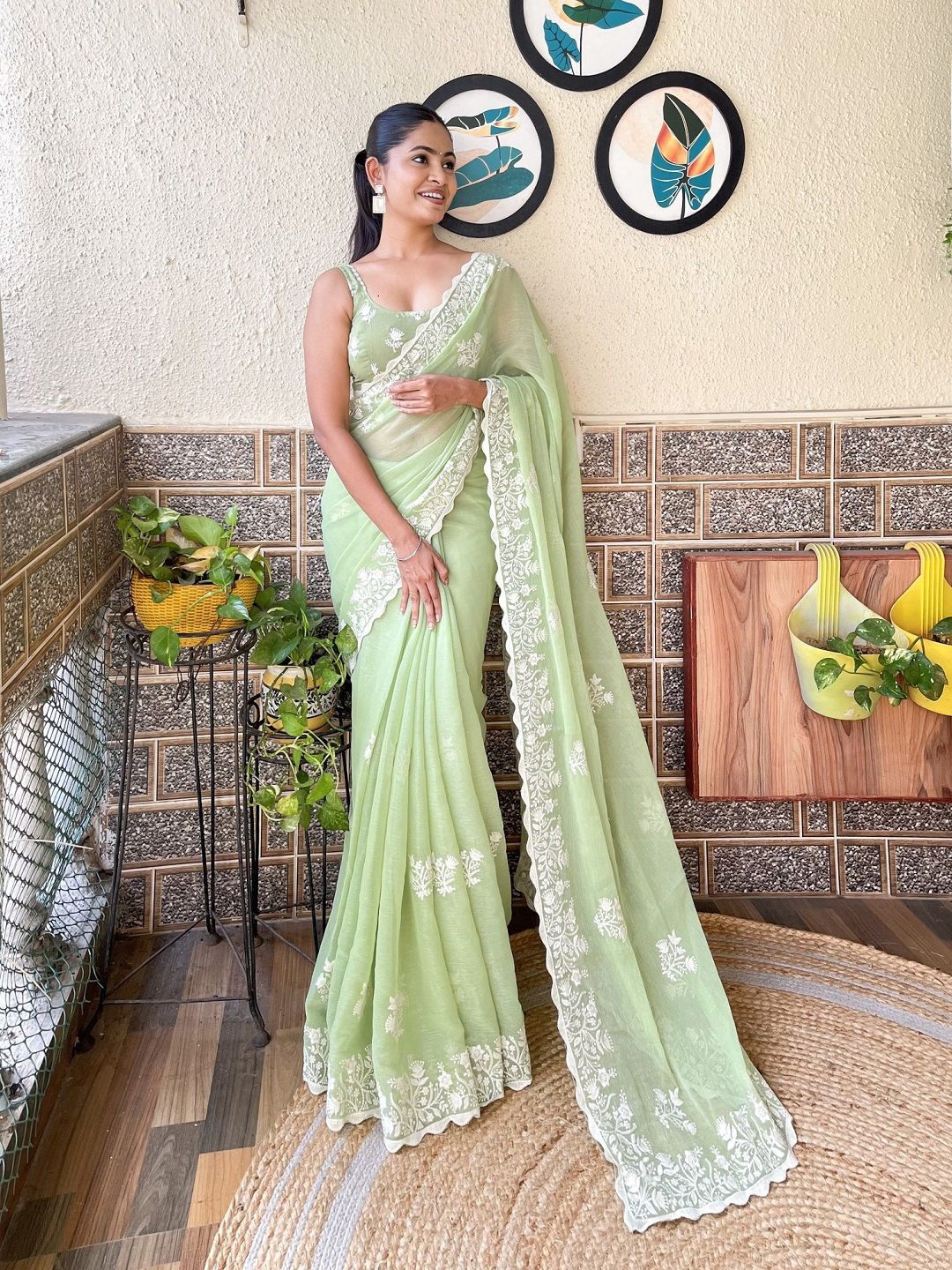Panzora Floral Embroidered Saree, Green