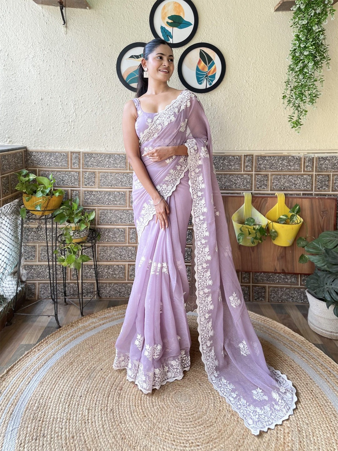 

Panzora Ethnic Motifs Embroidered Saree, Purple