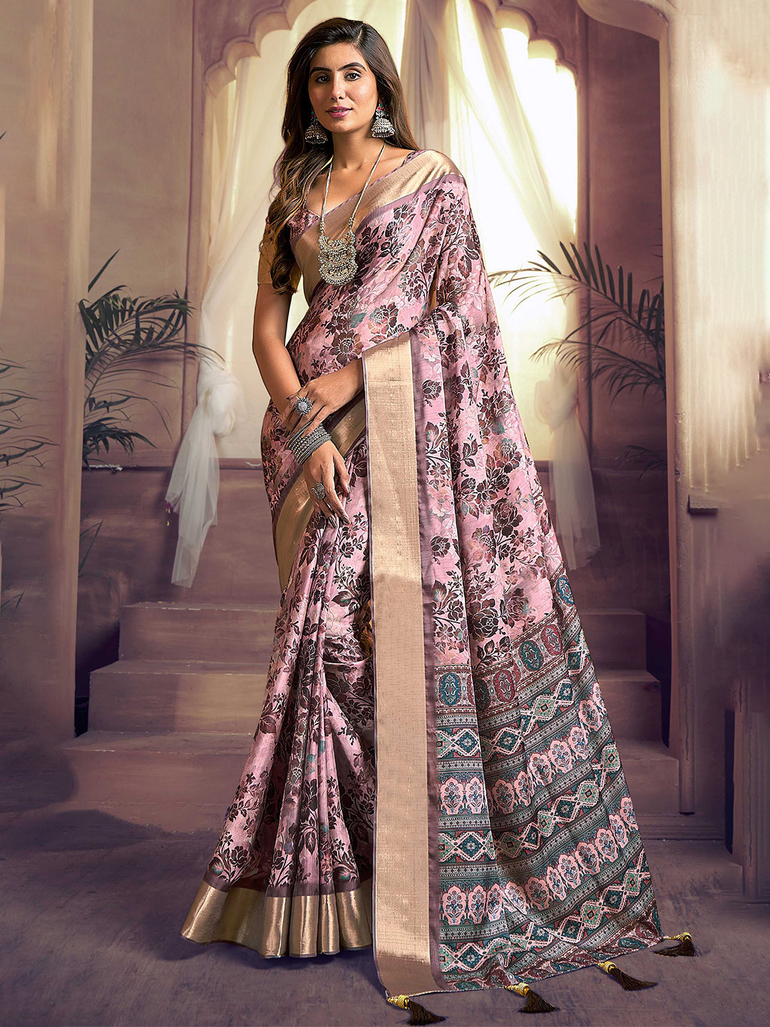 

Panzora Floral Zari Tussar Saree, Pink