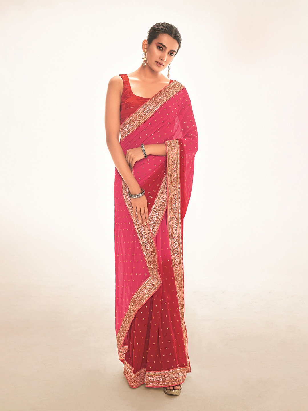 

Panzora Embellished Sequinned Saree, Pink