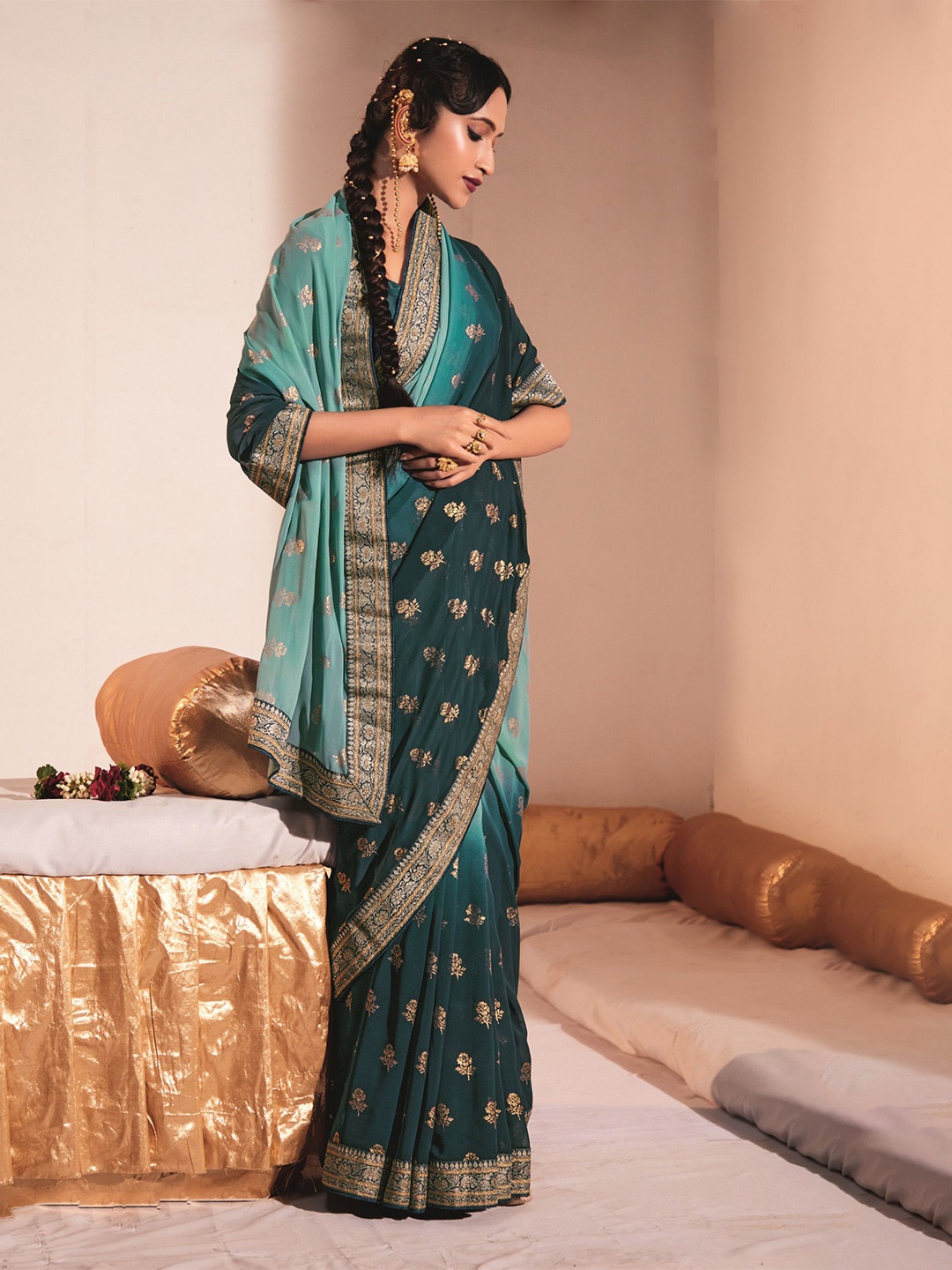 Panzora Ethnic Motifs Woven Design Zari Saree, Teal