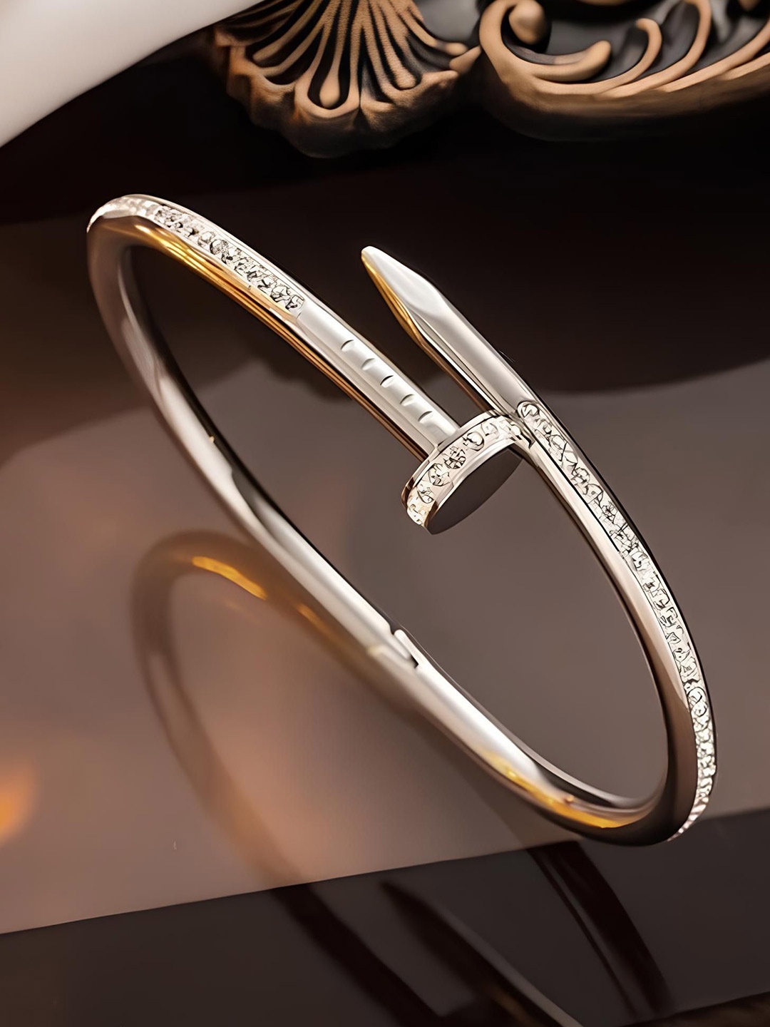 

KARISHMA KREATIONS Unisex Cubic Zirconia Silver-Plated Kada Bracelet