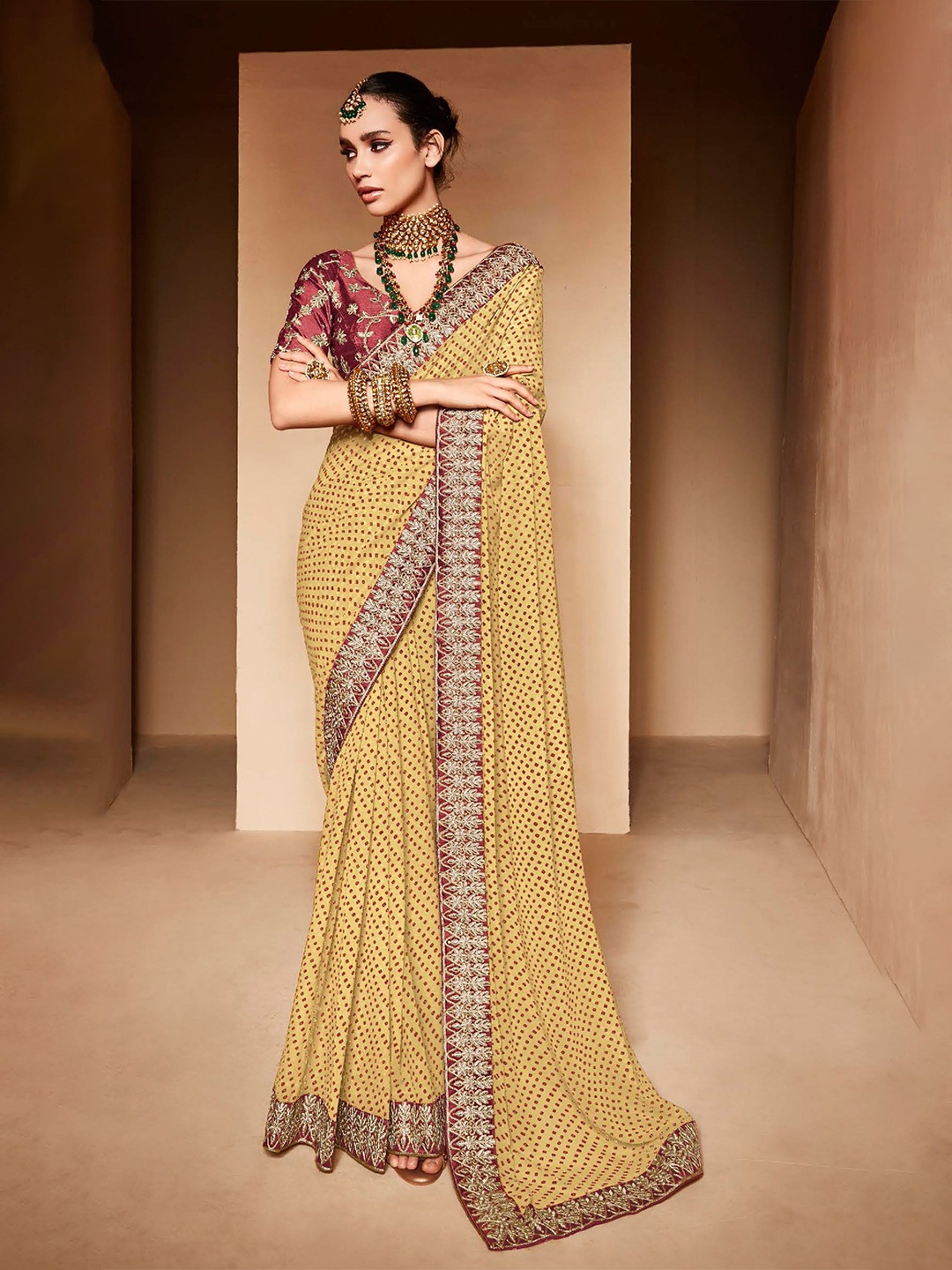 

Panzora Embroidered Bandhani Saree, Yellow