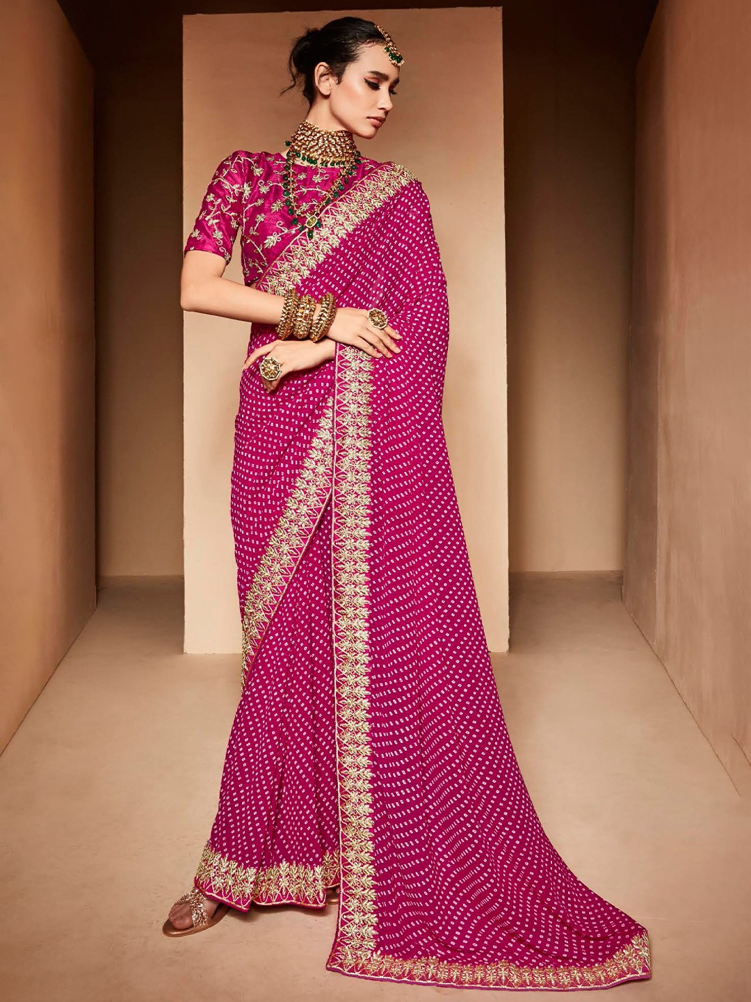 Panzora Embroidered Sequinned Saree, Pink