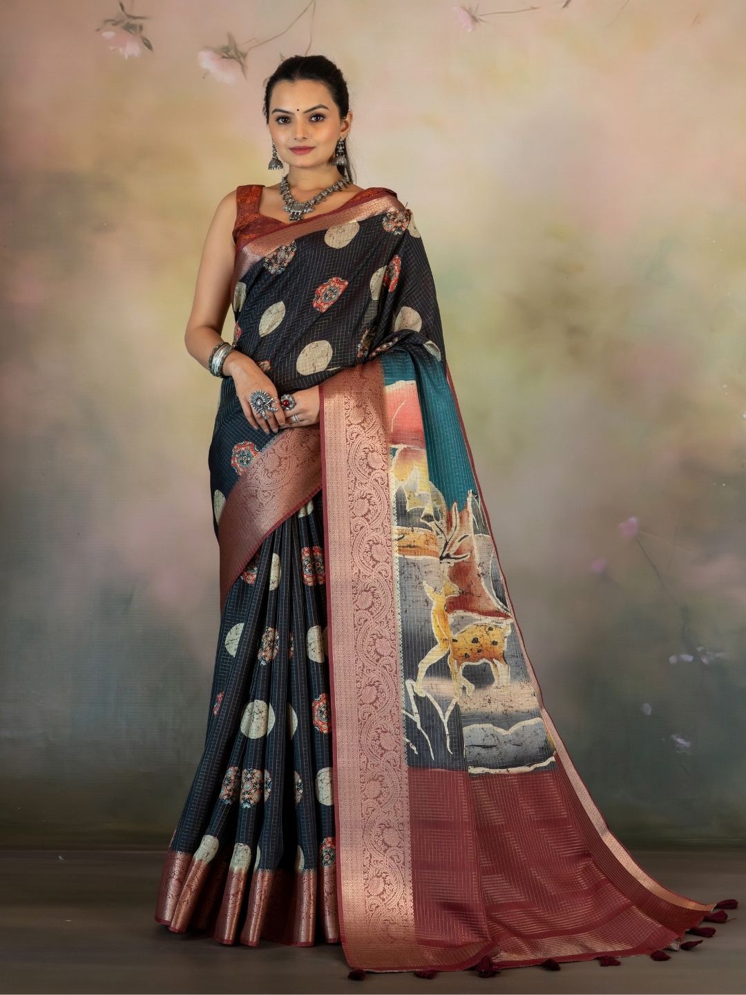 

Yuvani Ethnic Motifs Zari Tussar Saree, Black