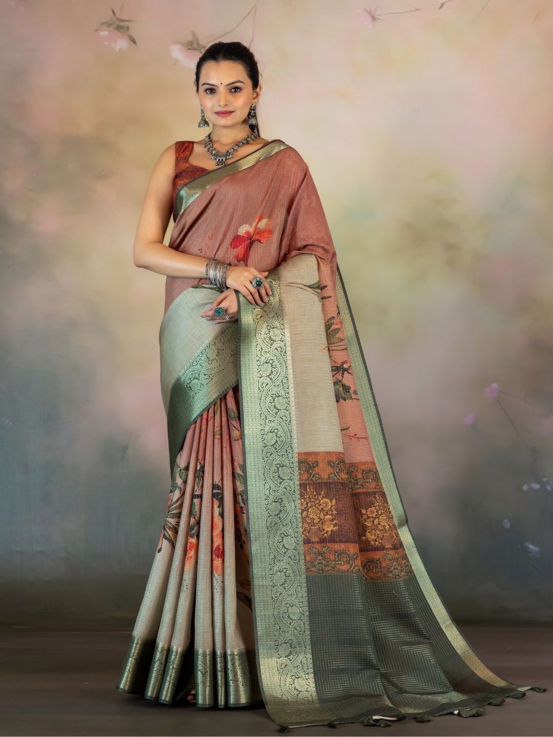 

Yuvani Floral Zari Tussar Saree, Mauve