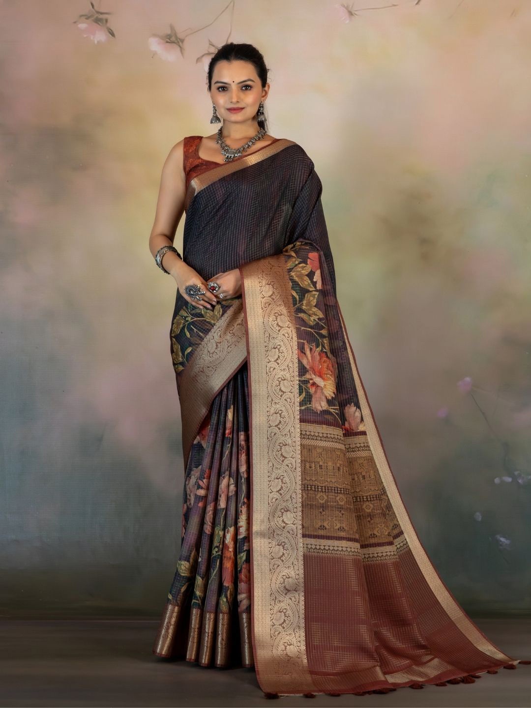 

Yuvani Floral Zari Tussar Saree, Black