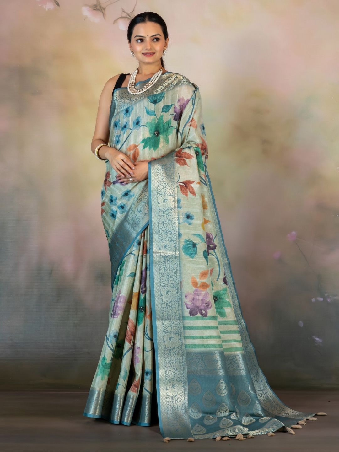 

Yuvani Floral Zari Tussar Saree, Sea green