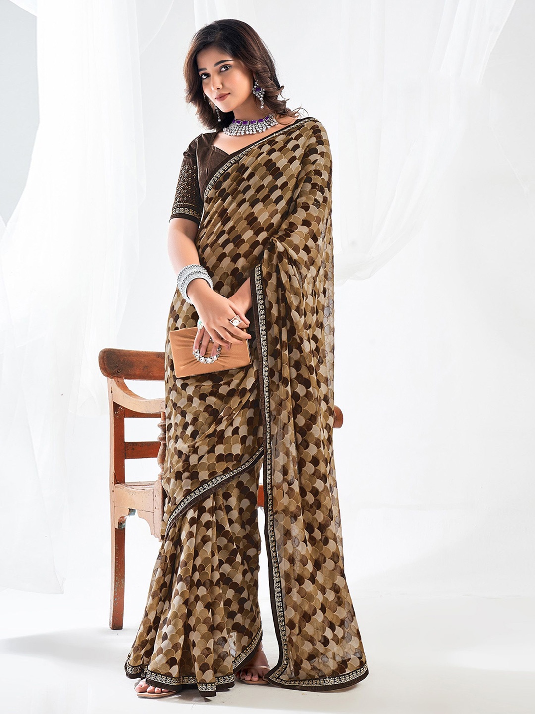 

Panzora Printed Embroidered Saree With Blouse Piece, Brown