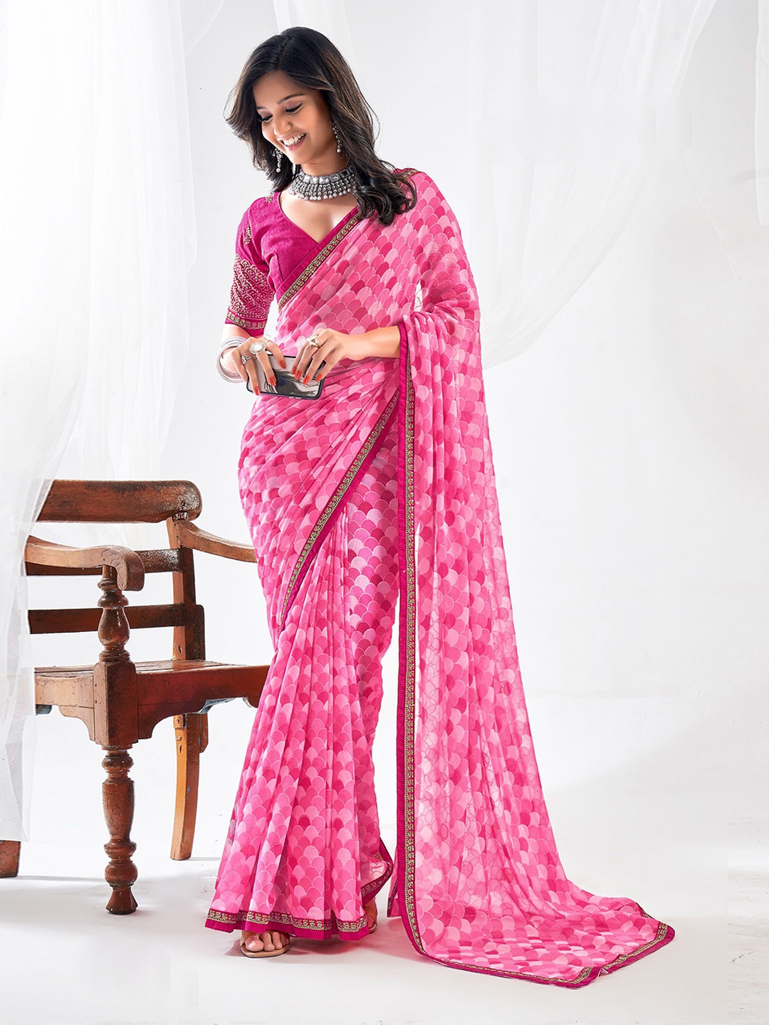 Panzora Printed Embroidered Saree, Pink
