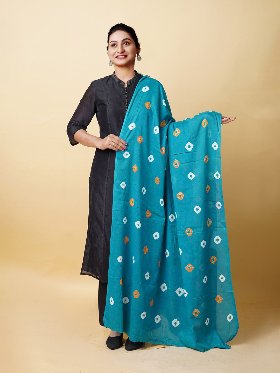 

Unnati Silks Bandhani & Shibori Printed Dupatta, Blue