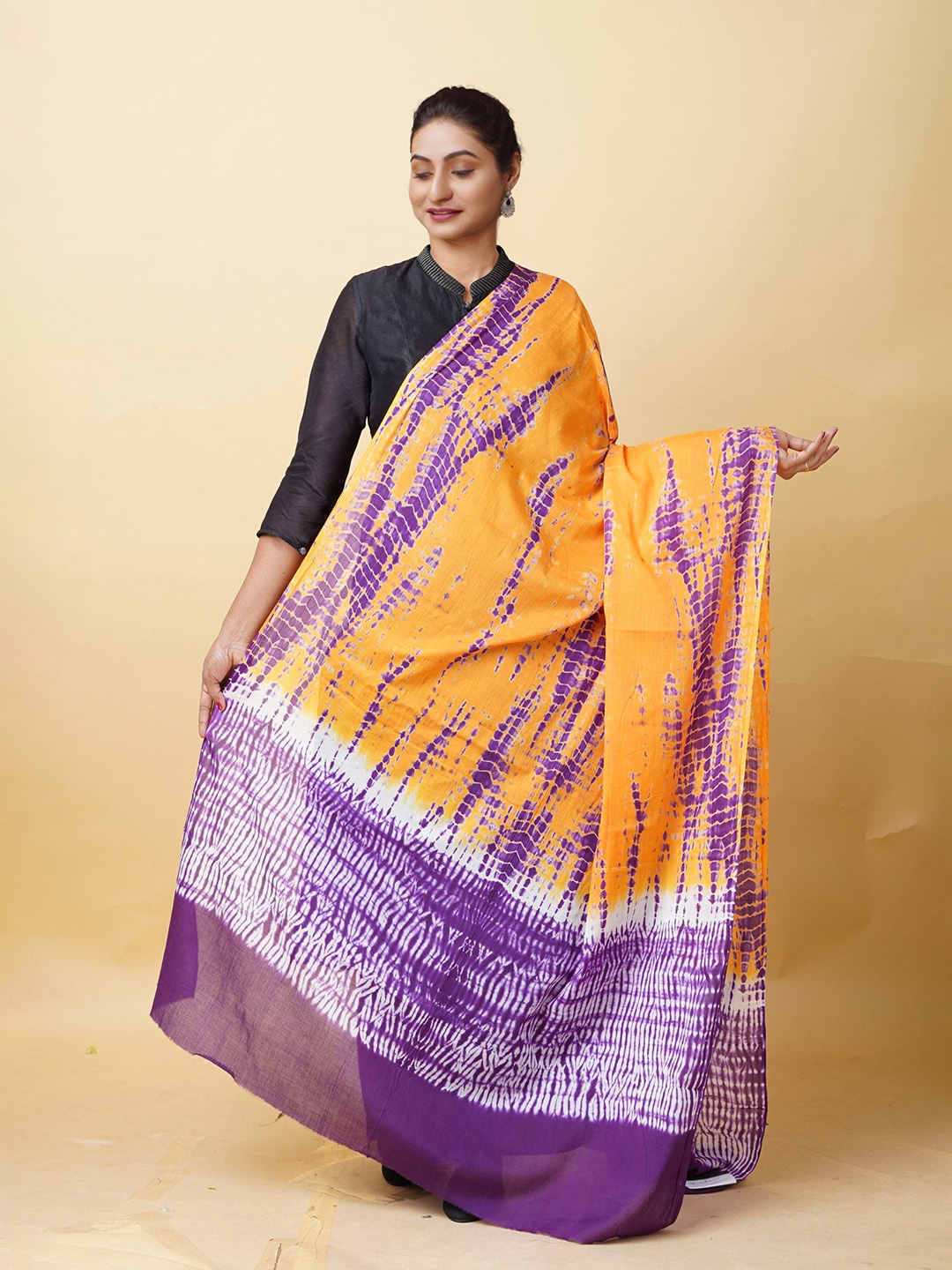 

Unnati Silks Ombre Dyed Tie and Dye Dupatta, Orange