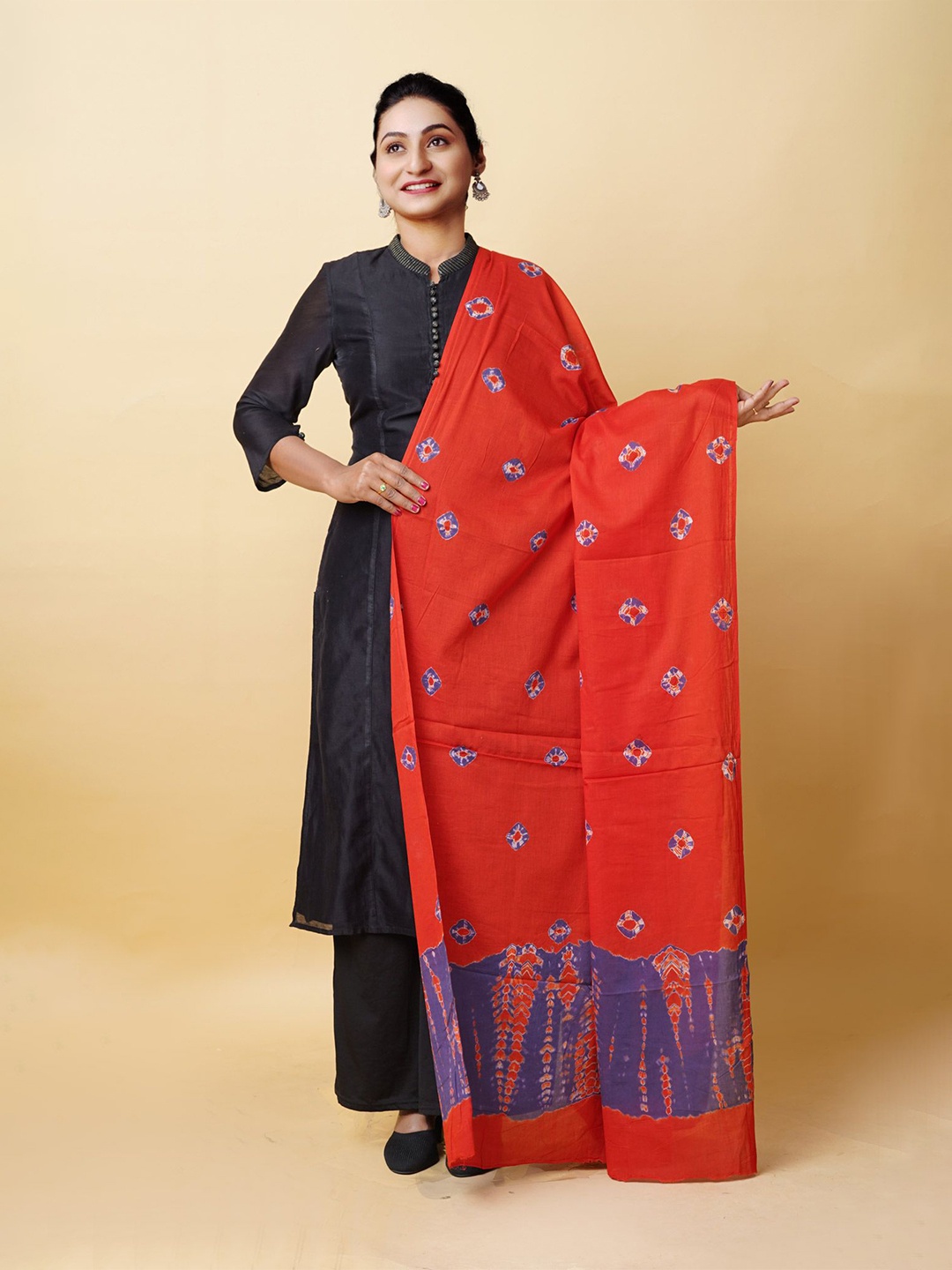 

Unnati Silks Bandhani & Shibori Printed Dupatta, Red