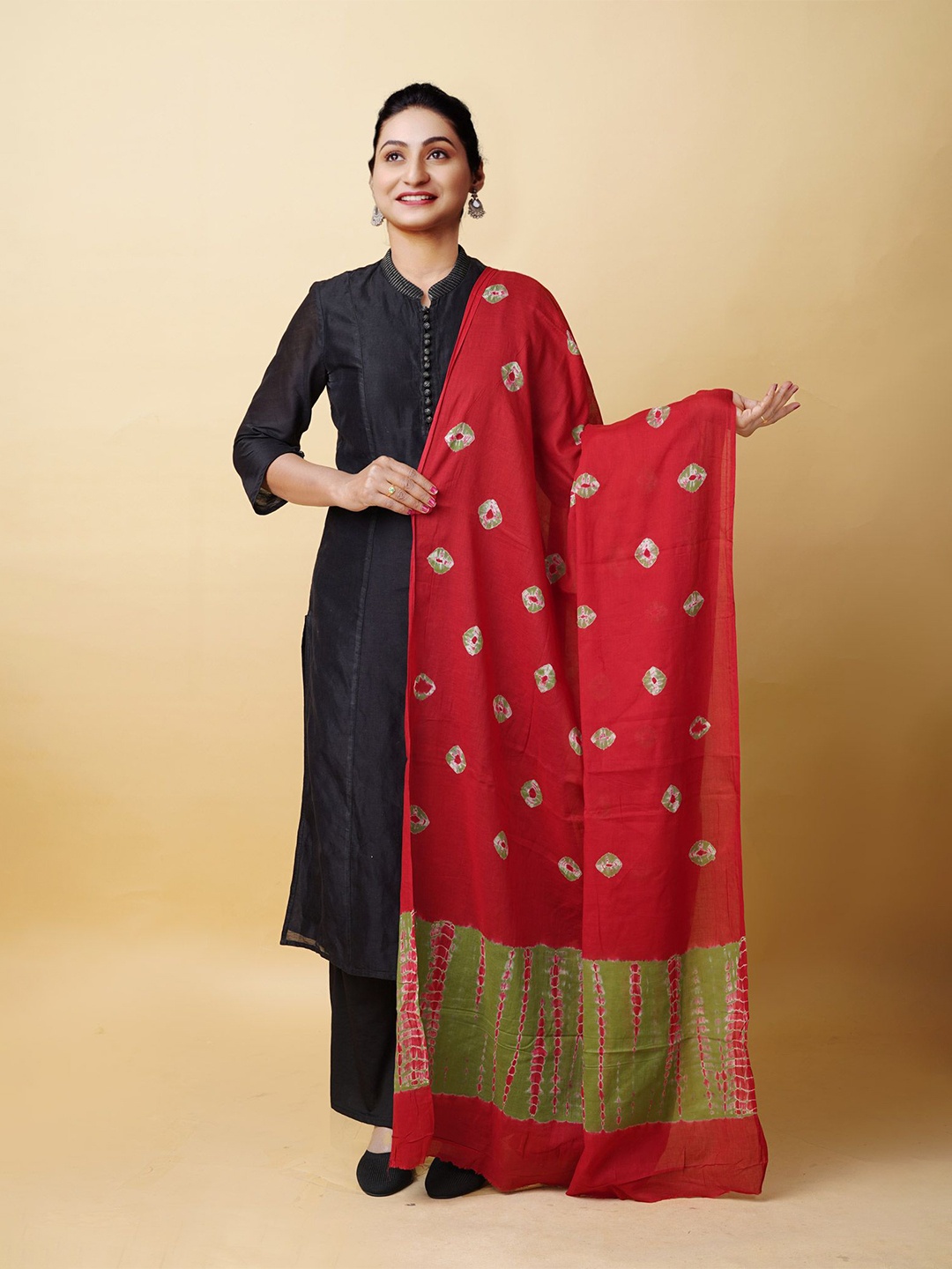 

Unnati Silks Bandhani & Shibori Printed Dupatta, Red