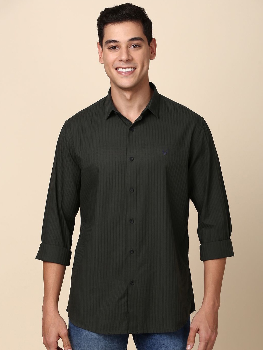

Allen Solly Men Solid Spread Collar Cotton Slim Fit Casual Shirt, Black