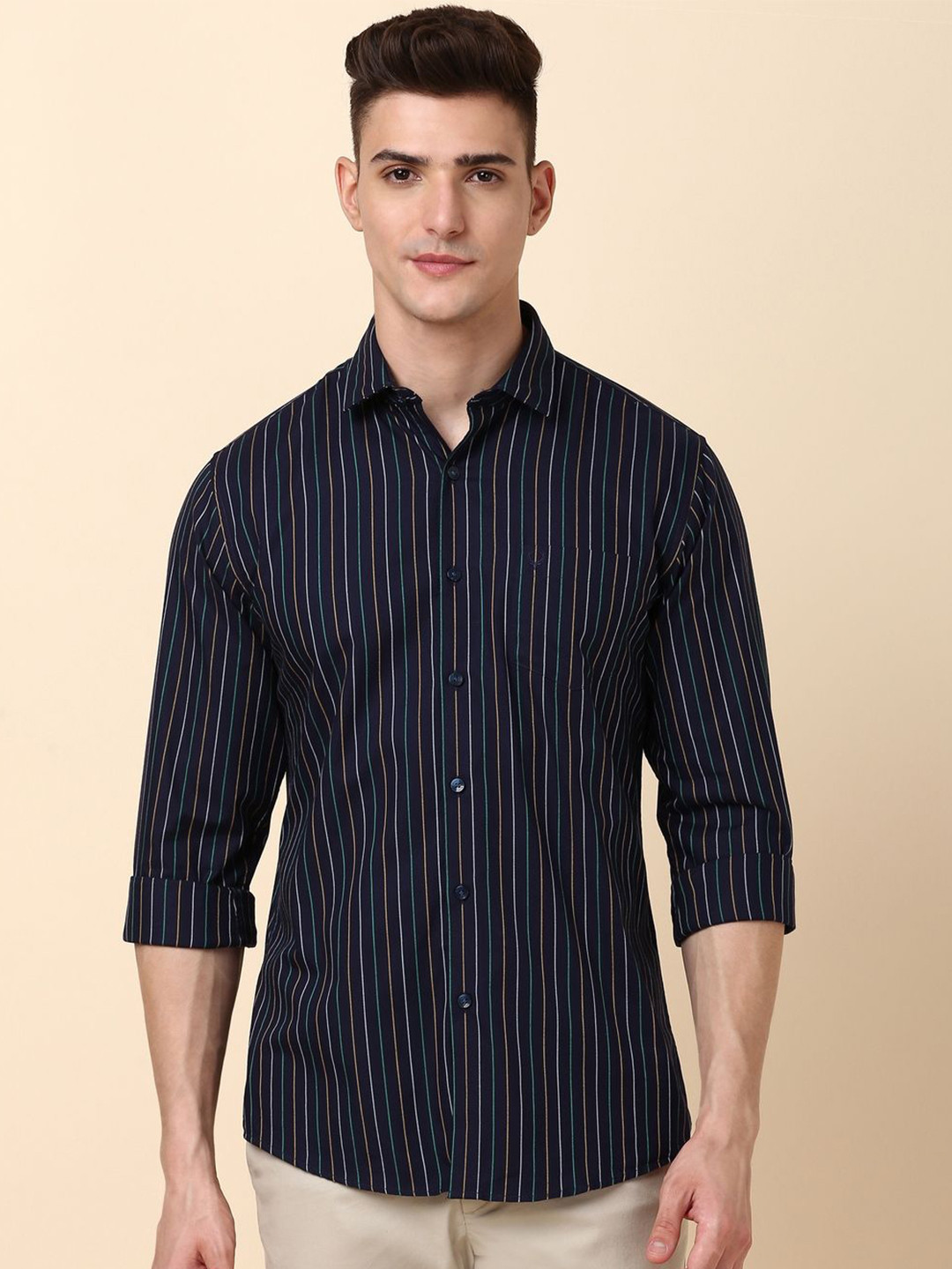 

Allen Solly Men Vertical Striped Spread Collar Cotton Pocket Slim Fit Casual Shirt, Navy blue