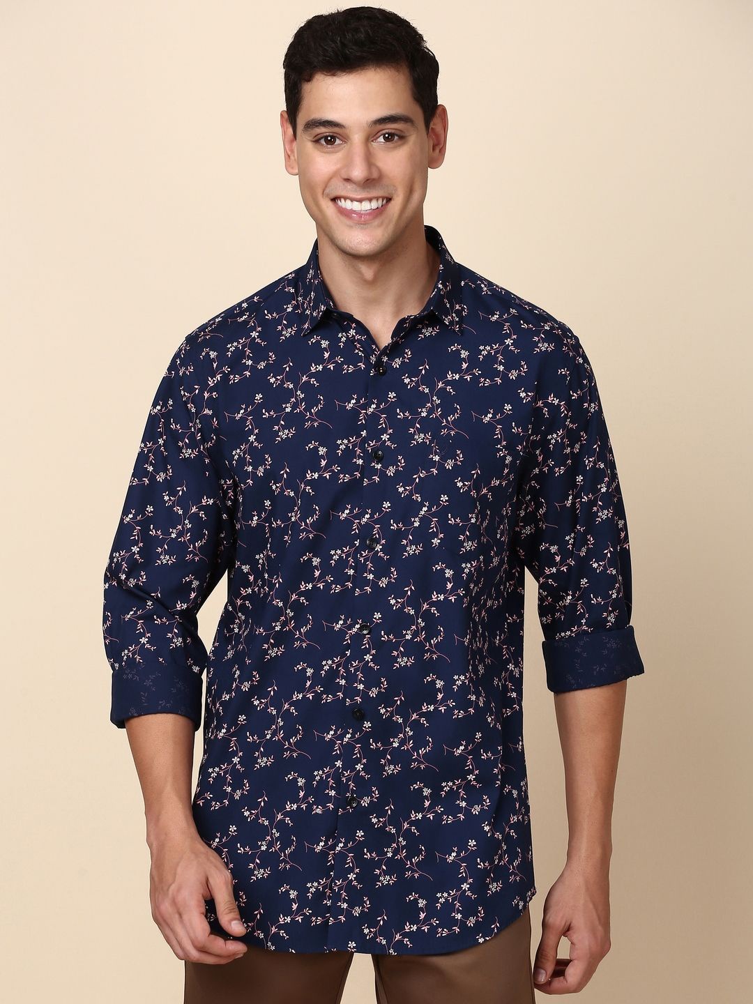 

Allen Solly Men Slim Fit Floral Printed Casual Shirt, Navy blue