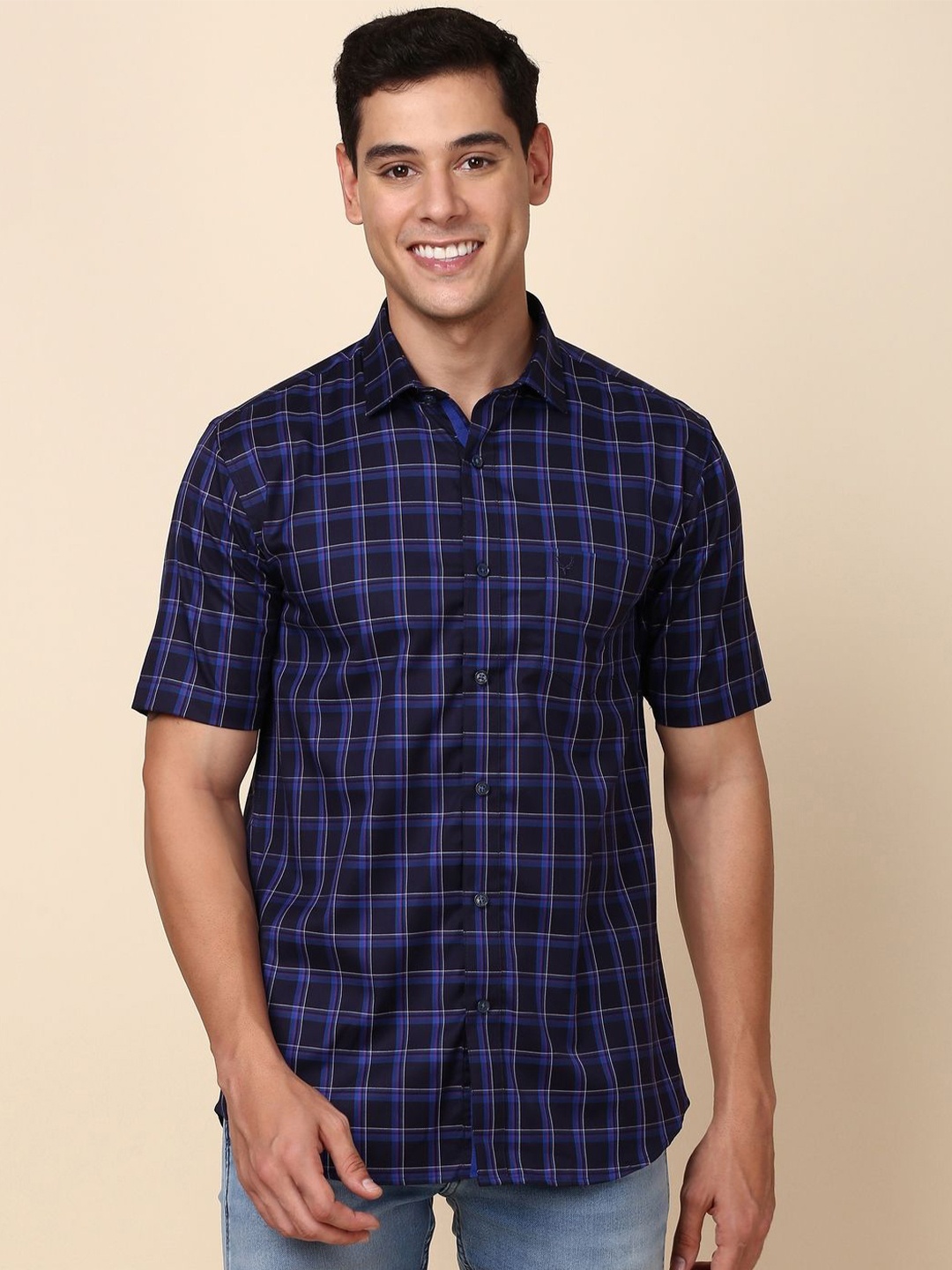 

Allen Solly Men Slim Fit Spread Collar Checked Pure Cotton Casual Shirt, Navy blue