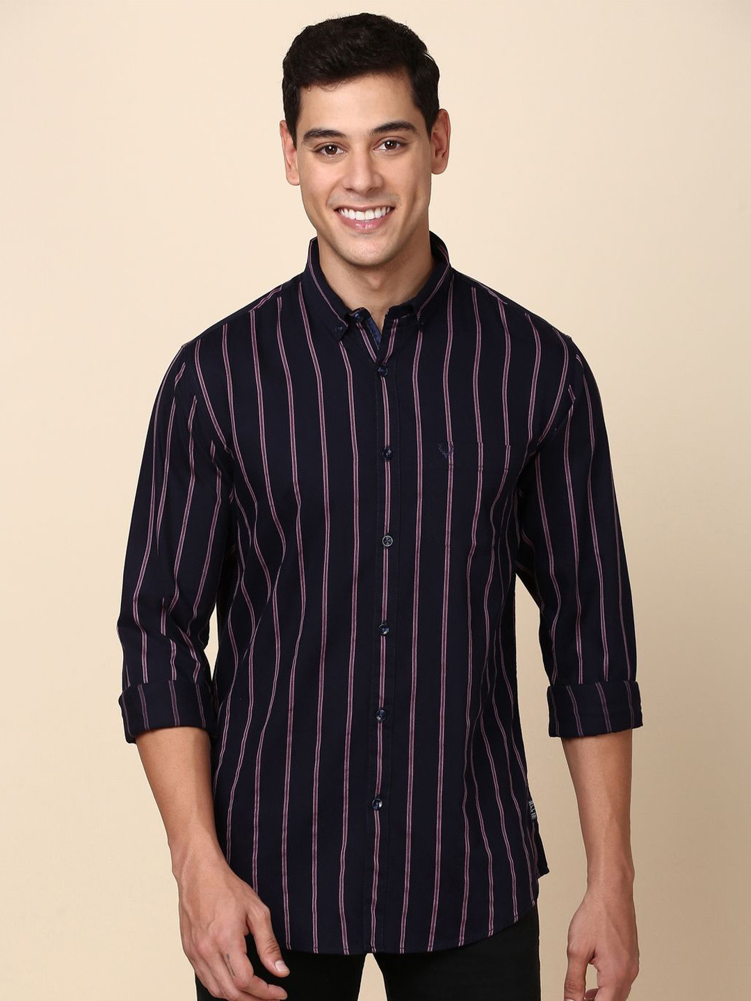 

Allen Solly Men Vertical Striped Spread Collar Pocket Cotton Casual Shirt, Black