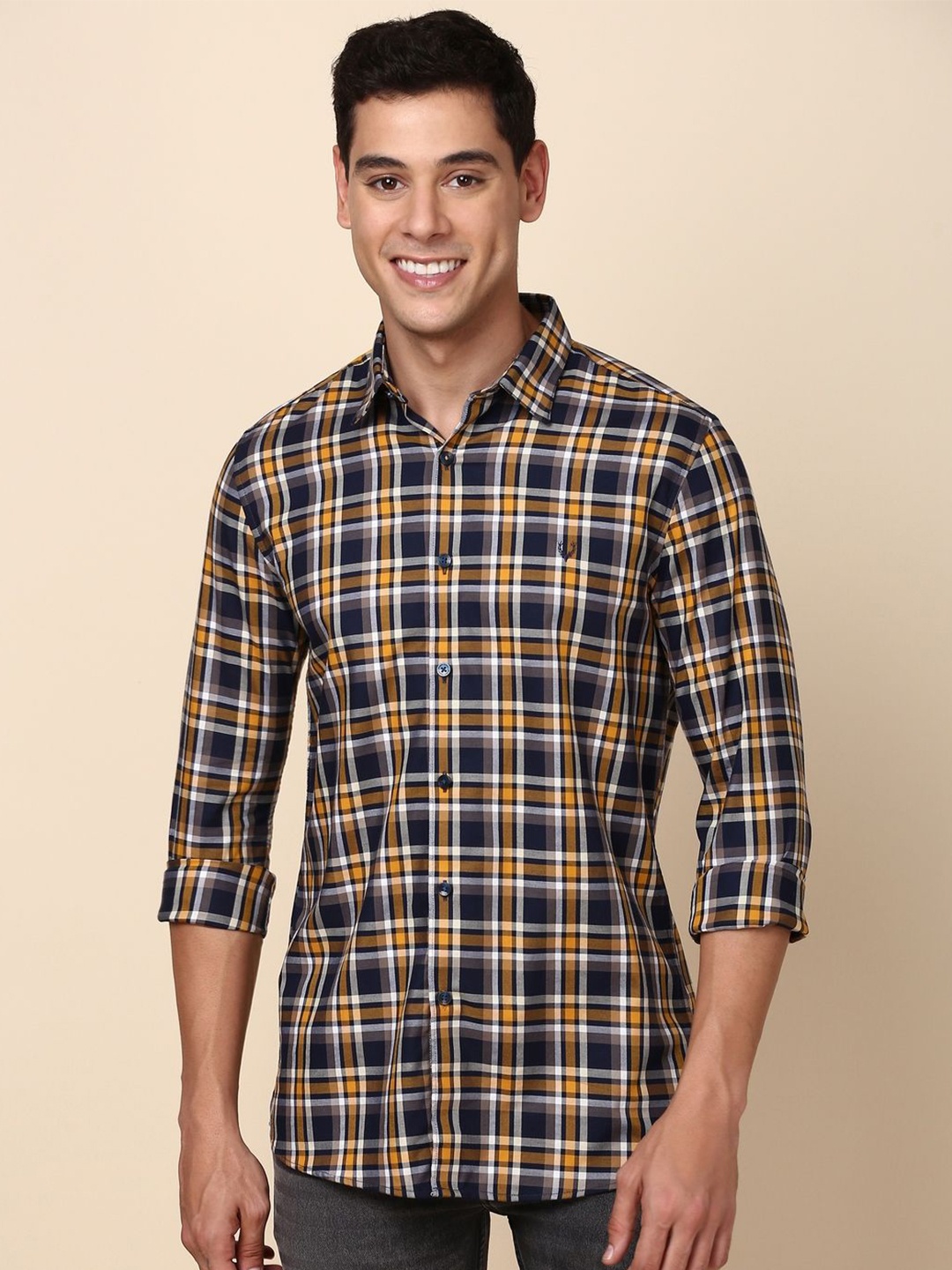 

Allen Solly Men Slim Fit Checked Casual Shirt, Navy blue