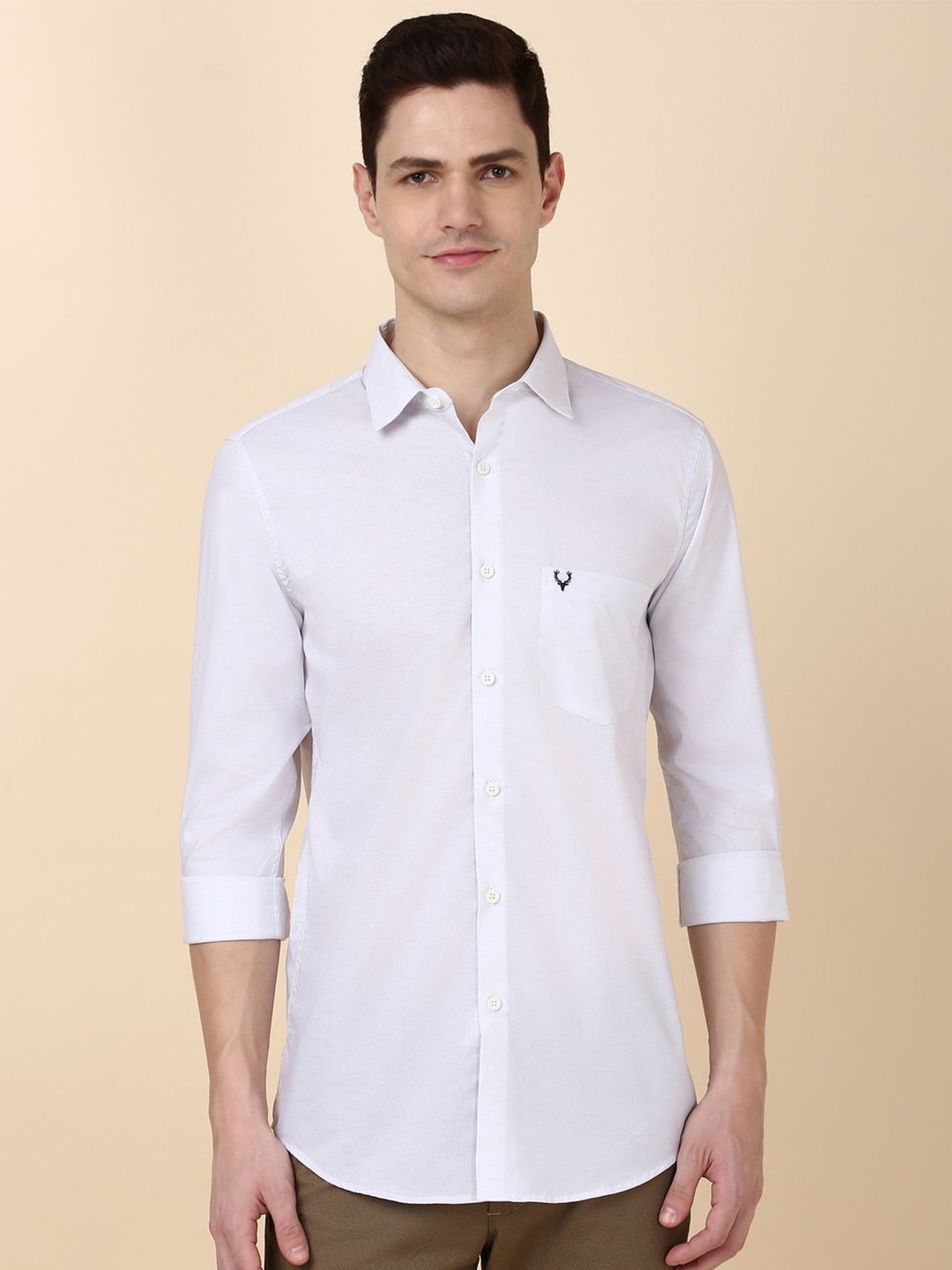 

Allen Solly Men Solid Slim Fit Spread Collar Casual Shirt, White