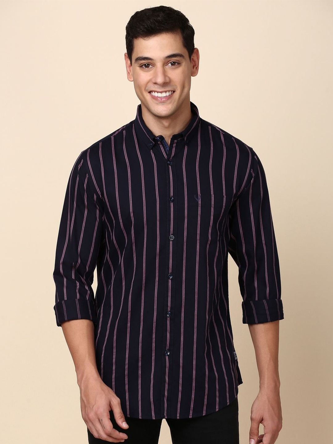 

Allen Solly Men Vertical Striped Spread Collar Pocket Cotton Casual Shirt, Black